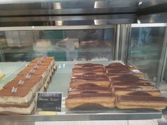 -Dough&Joe团憩(瑞虹天地月亮湾店)