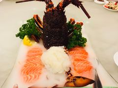 -八樂居