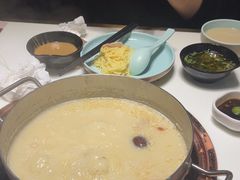 -洪氏嗨捞·猪肚鸡火锅(阳光天地店)