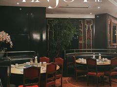-新白鹿餐厅(爱琴海购物中心店)