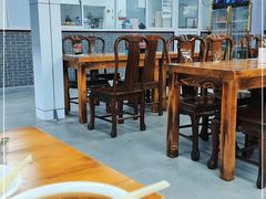 大堂-京东一绝西海子西园烧饼夹肉