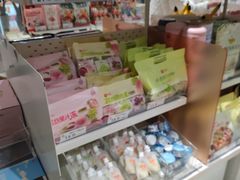 -良品铺子(大唐西市店)