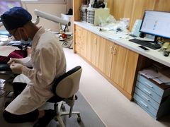 -上海仁爱医院口腔科 · 种植