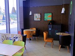 -德克士(翠湖二路吾悦广场店)