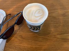 特浓拿铁咖啡-星巴克臻选(莘庄仲盛店)