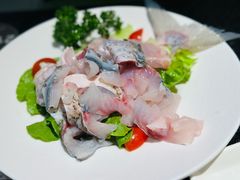 -得意咚瓜·顺德鱼生·冬瓜火锅(深圳首店)