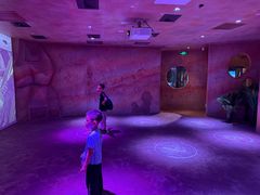 -珠海横琴国家地理探险家中心(创新方)