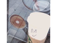 海盐焦糖风味馥芮白-星巴克(西藏路店)