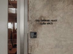 -ROAST coffee & eatery