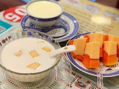 -广信牛奶甜品世家(台东店)