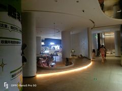 -涨巢·潮玩水疗局