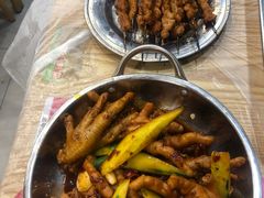 -江城燕子大排档(江汉路步行街店)