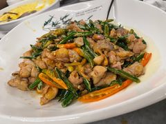 -蔼若春.传承三十年云南菜(金碧公园店)