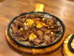 -老东镇啤酒屋海鲜加工·蒸汽海鲜·海鲜烧烤(台东店)