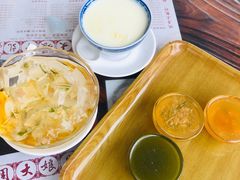-周大娘牛乳(旧寨古村总店)