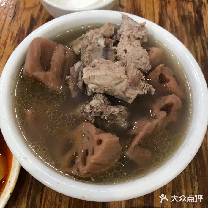 雨田饭店藕汤骨汤图片