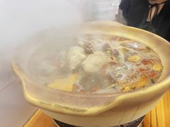连州果园鸡-威邵鸡煲(西华路总店)