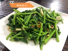 -亚忠小吃店(曾厝垵店)