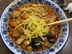 -吕氏馄饨包子大排档