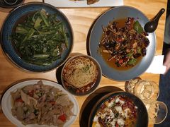 -十三式重庆江湖菜(金茂览秀城店)