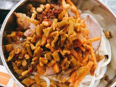 -红鼻子桂林米粉(金唐新光界店)