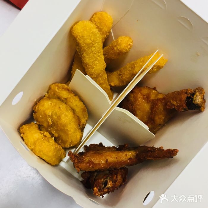 汉堡王(丰台万达广场店)霸王鸡盒图片