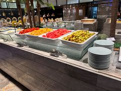 -飨食汇全日制餐厅·昆山皇冠假日酒店(九方店)