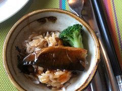 -岷山饭店-芝芝自助餐厅