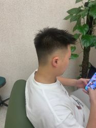 -侨治发型