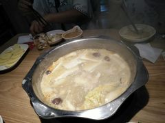 -彤德莱火锅(乐陵路店)