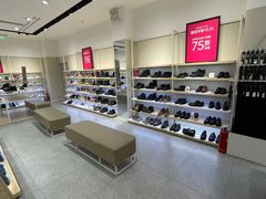 -hotwind热风(中贸广场店)