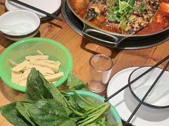 -重庆鸡公煲·青锅花椒鱼(牡丹江路店)