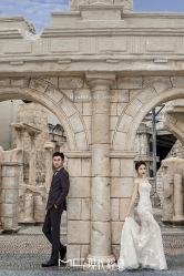 -现代经典婚纱摄影