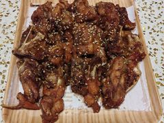 -小董哥烤串·爆汁大油边(故宫店)