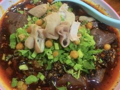 -朱大嘴肥肠血旺(福字街店)