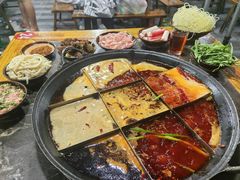 -正南齊北重庆老火锅(光华村直营店)