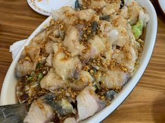 蒜泥鱼-天地家常菜