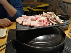 -洪氏嗨捞·广东猪肚鸡·椰子鸡火锅(西咸万象城店)