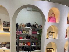 -六六奢品·vintage中古·回收二手奢侈品包包手表首饰(环球港店)