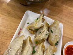 牛肉鍋貼-小姜锅贴(凤凰街店)
