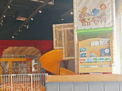 -莫莉哇咔亲子餐厅(乐堤港店)
