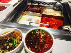 -海底捞火锅鲜切牛肉主题店(长寿路店)