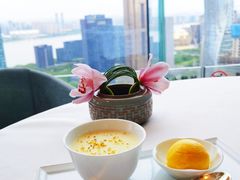 黄酒提拉米苏-悦轩中餐厅·高空江景·杭州柏悦酒店