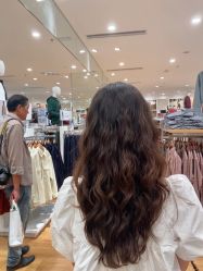-MOVAN  HAIR莫凡匠人发型屋