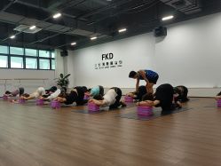 -防空洞舞蹈·瑜伽