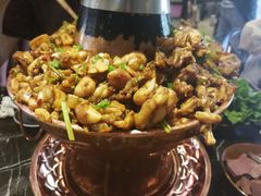 -巴四老城区炭火蛙锅(张江店)