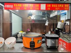 -何太太馄饨面铺(大浒东苑店)