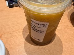 -星巴克臻选(上海虹桥新天地三店)