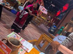 -老滇山寨•云南特色菜•地方菜•民族风情歌舞表演(金碧店)