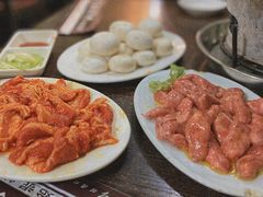 -韩风烤牛肉冷面店